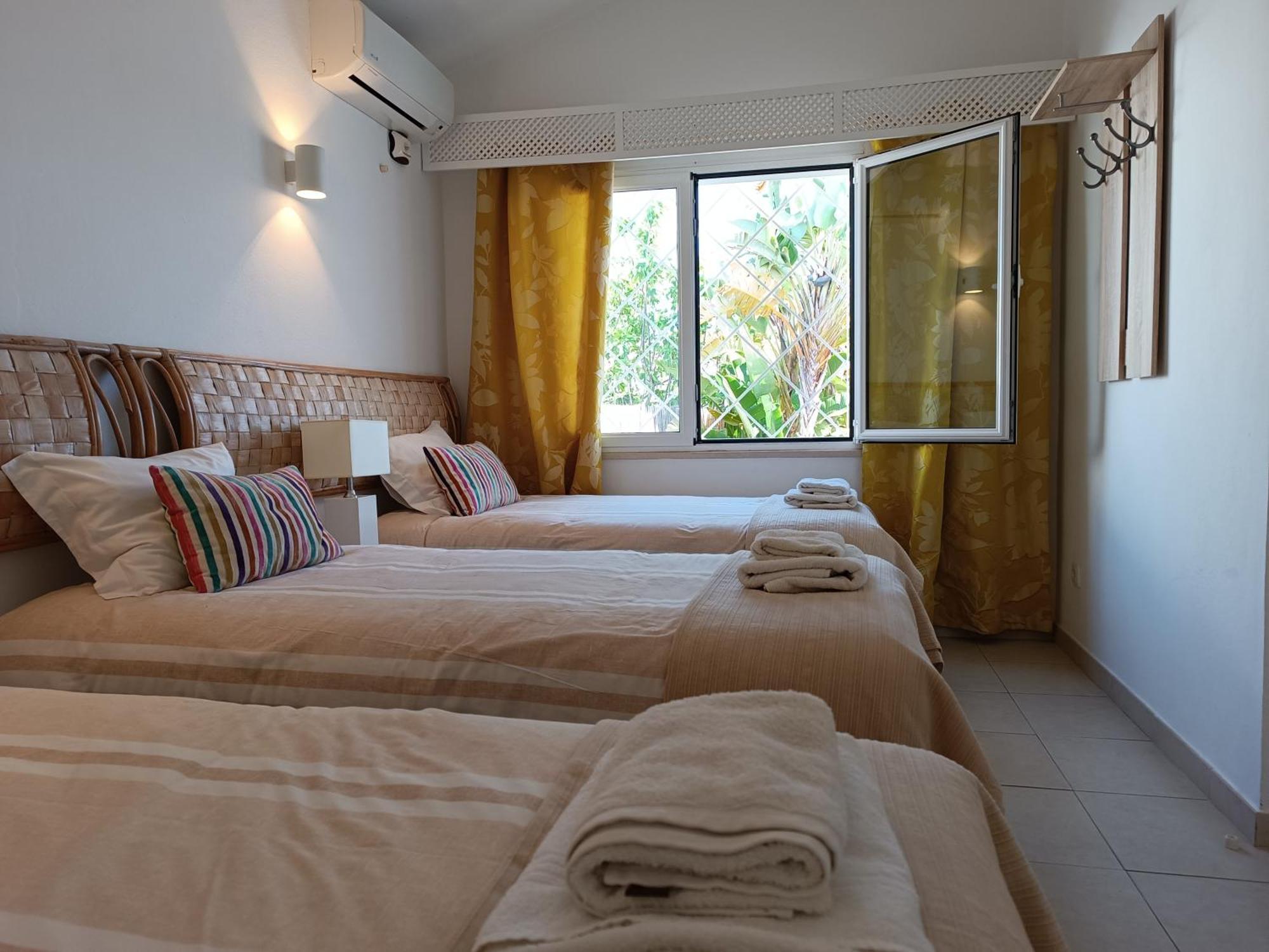 Villa 81 Amazing Villa In A Fantastic Location On Oura Beach Albufeira Exterior photo
